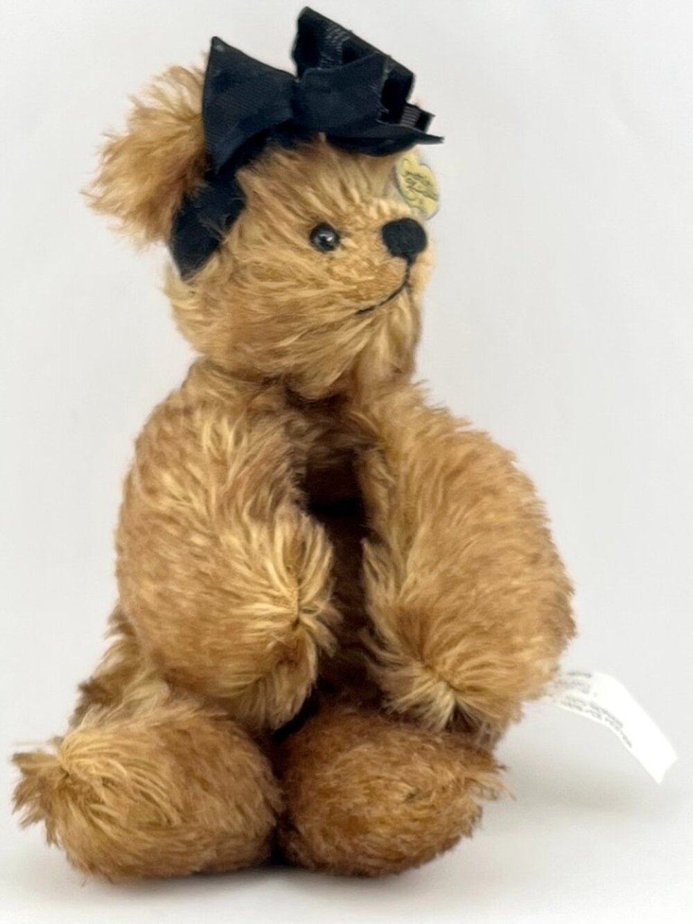 Vtg 1990s Annette Funicello Mohair Plush Bear Chloe 8.5 inches with Enamel Pin